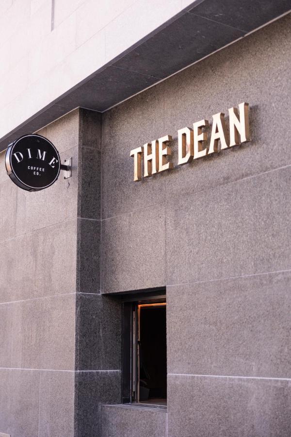 ホテル The Dean ゴールウェイ エクステリア 写真